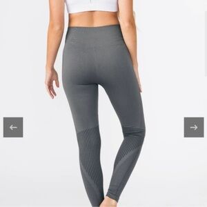 Zyia Gray Grid Performance Retired